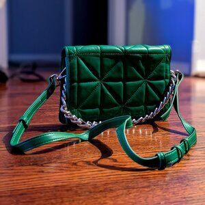 Topshop Cali Quilted Chain Crossbody Bag - Green